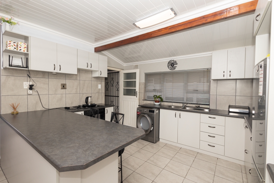 3 Bedroom Property for Sale in Bo Oakdale Western Cape